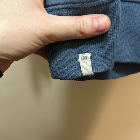 10 tree sweater - Picture 4 of 7